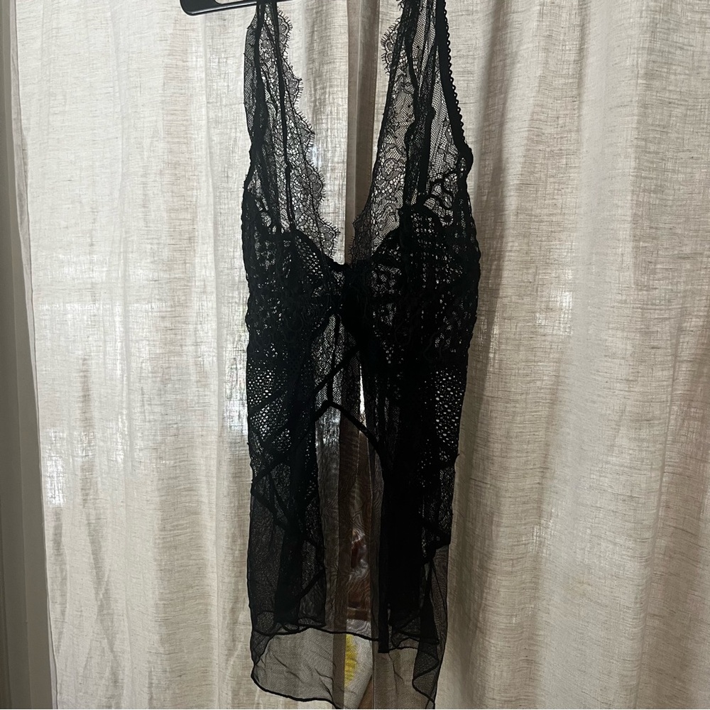VS Elegant Black Lace Lingerie